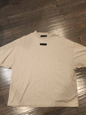 Essentials Neutral Beige Short-Sleeve Crewneck Tee Fear Of God